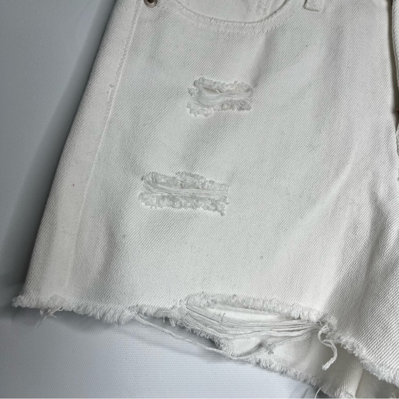 NWT BP White High Waist Distressed Mom Shorts Size 26 - Picture 8 of 10